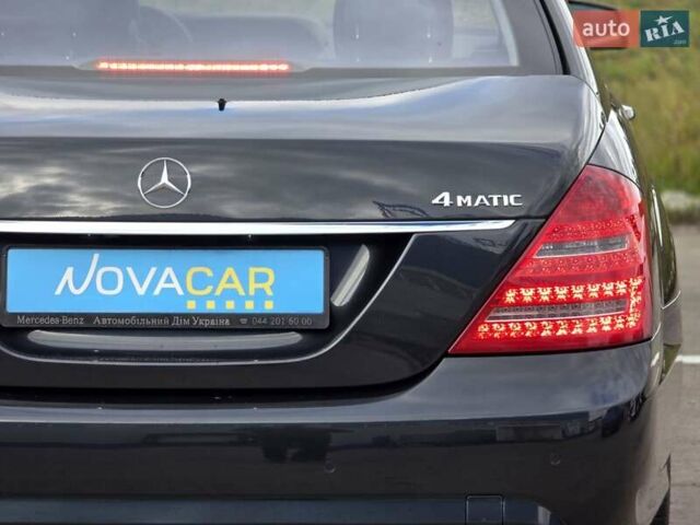 Чорний Мерседес С Клас, об'ємом двигуна 5.5 л та пробігом 212 тис. км за 14900 $, фото 14 на Automoto.ua