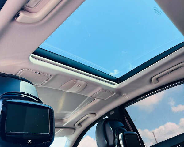 Черный Мерседес С Класс, объемом двигателя 5.46 л и пробегом 275 тыс. км за 20700 $, фото 9 на Automoto.ua