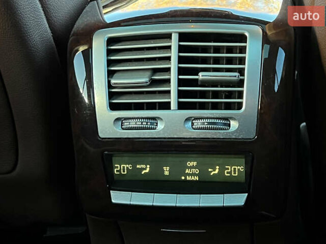 Черный Мерседес С Класс, объемом двигателя 5.46 л и пробегом 262 тыс. км за 14999 $, фото 21 на Automoto.ua