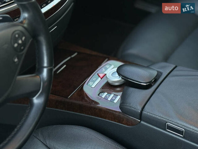 Черный Мерседес С Класс, объемом двигателя 3 л и пробегом 279 тыс. км за 18499 $, фото 45 на Automoto.ua