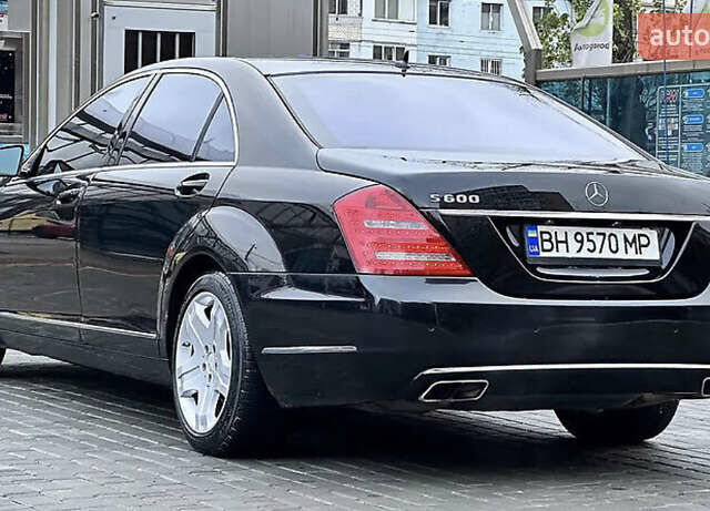 Черный Мерседес С Класс, объемом двигателя 5.5 л и пробегом 160 тыс. км за 19000 $, фото 10 на Automoto.ua