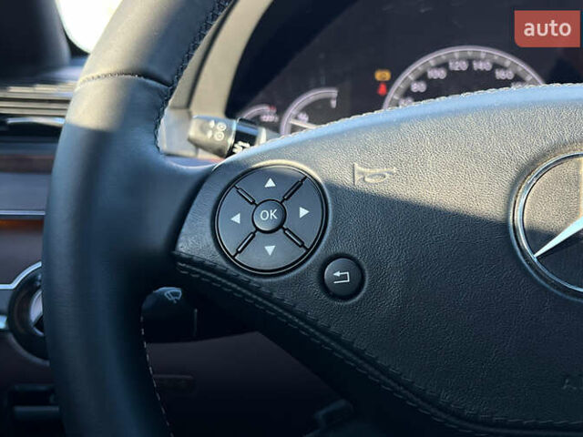 Черный Мерседес С Класс, объемом двигателя 5.46 л и пробегом 262 тыс. км за 14999 $, фото 8 на Automoto.ua