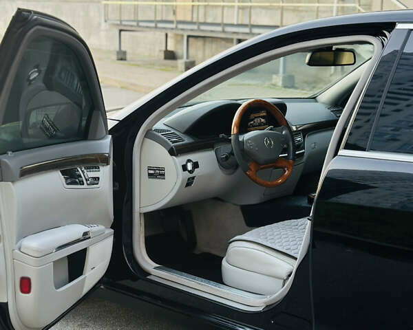 Чорний Мерседес С Клас, об'ємом двигуна 2.99 л та пробігом 220 тис. км за 6900 $, фото 7 на Automoto.ua