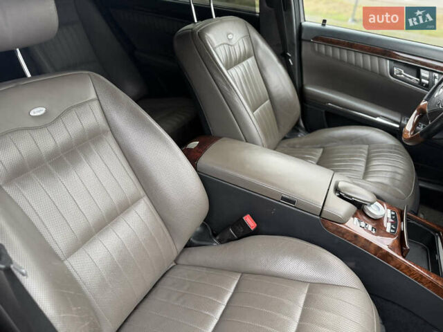 Чорний Мерседес С Клас, об'ємом двигуна 5 л та пробігом 242 тис. км за 12900 $, фото 30 на Automoto.ua