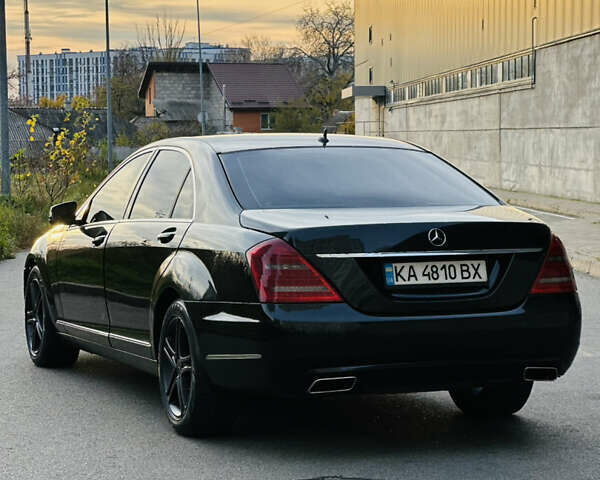 Чорний Мерседес С Клас, об'ємом двигуна 2.99 л та пробігом 220 тис. км за 6900 $, фото 3 на Automoto.ua