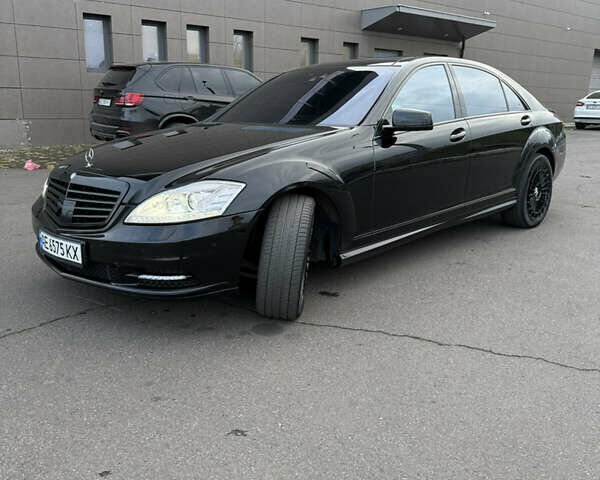 Чорний Мерседес С Клас, об'ємом двигуна 5.5 л та пробігом 213 тис. км за 17000 $, фото 6 на Automoto.ua