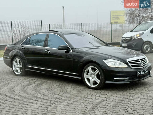 Черный Мерседес С Класс, объемом двигателя 5.5 л и пробегом 313 тыс. км за 14999 $, фото 13 на Automoto.ua
