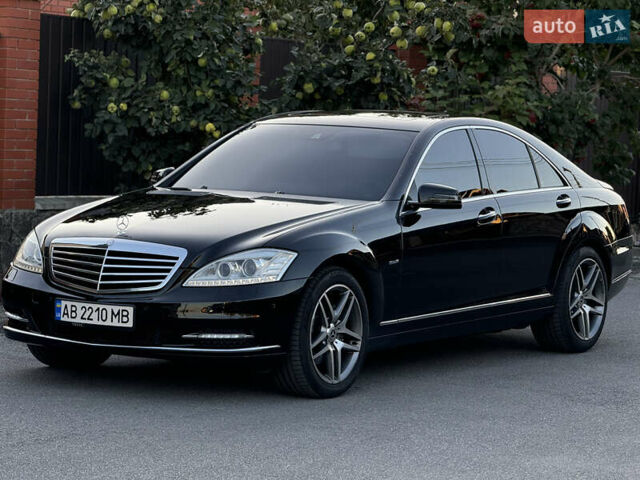 Черный Мерседес С Класс, объемом двигателя 3 л и пробегом 279 тыс. км за 18499 $, фото 5 на Automoto.ua