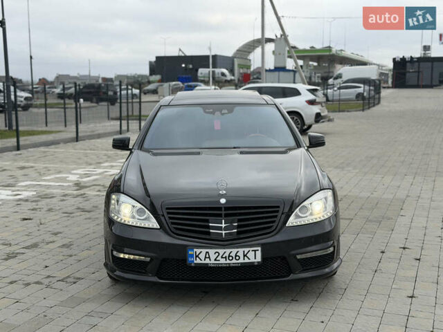 Чорний Мерседес С Клас, об'ємом двигуна 5 л та пробігом 242 тис. км за 12900 $, фото 1 на Automoto.ua