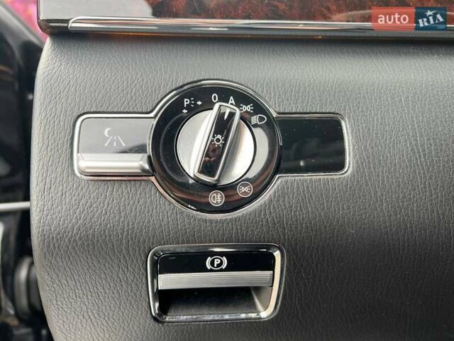 Черный Мерседес С Класс, объемом двигателя 5.46 л и пробегом 312 тыс. км за 19990 $, фото 15 на Automoto.ua