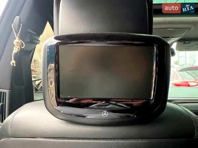 Черный Мерседес С Класс, объемом двигателя 5.5 л и пробегом 280 тыс. км за 22500 $, фото 62 на Automoto.ua