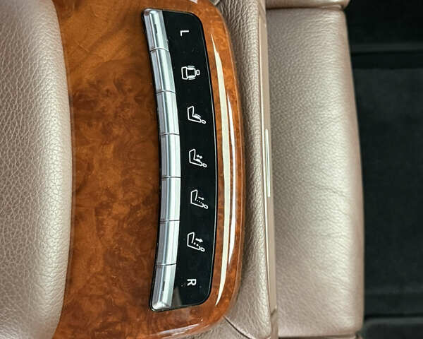 Черный Мерседес С Класс, объемом двигателя 3.5 л и пробегом 80 тыс. км за 19000 $, фото 48 на Automoto.ua