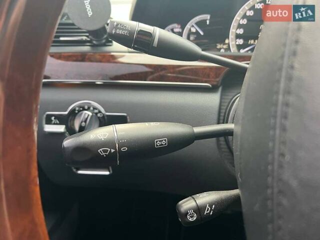 Черный Мерседес С Класс, объемом двигателя 5.46 л и пробегом 312 тыс. км за 19990 $, фото 16 на Automoto.ua