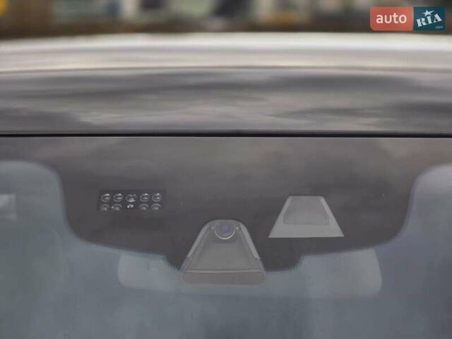 Чорний Мерседес С Клас, об'ємом двигуна 5.5 л та пробігом 212 тис. км за 14900 $, фото 42 на Automoto.ua