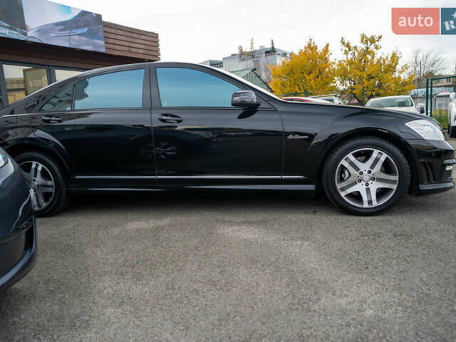 Чорний Мерседес С Клас, об'ємом двигуна 5.46 л та пробігом 288 тис. км за 18500 $, фото 4 на Automoto.ua
