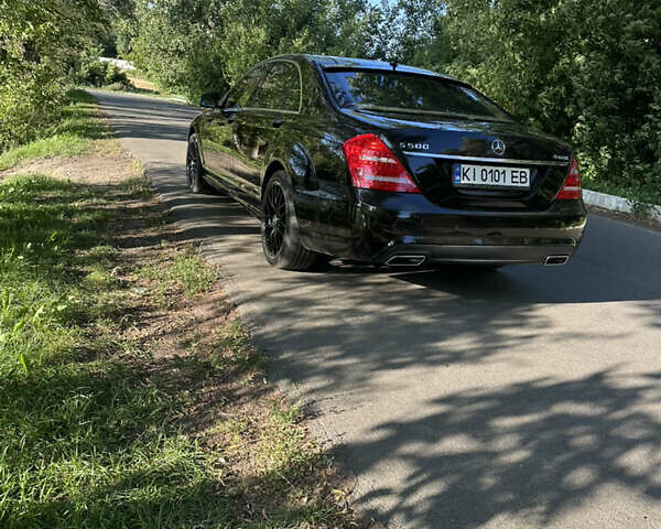 Чорний Мерседес С Клас, об'ємом двигуна 5.5 л та пробігом 155 тис. км за 17000 $, фото 12 на Automoto.ua