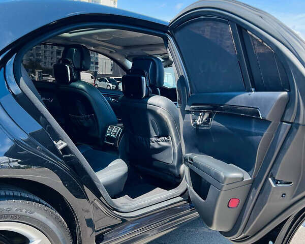 Черный Мерседес С Класс, объемом двигателя 5.46 л и пробегом 275 тыс. км за 20700 $, фото 18 на Automoto.ua