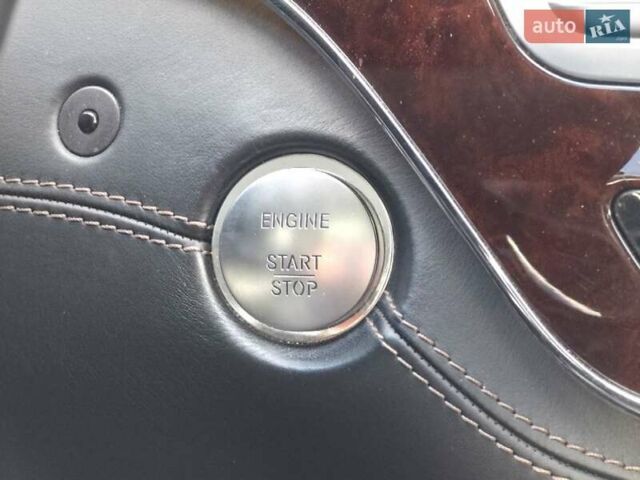 Чорний Мерседес С Клас, об'ємом двигуна 5.5 л та пробігом 212 тис. км за 14900 $, фото 25 на Automoto.ua