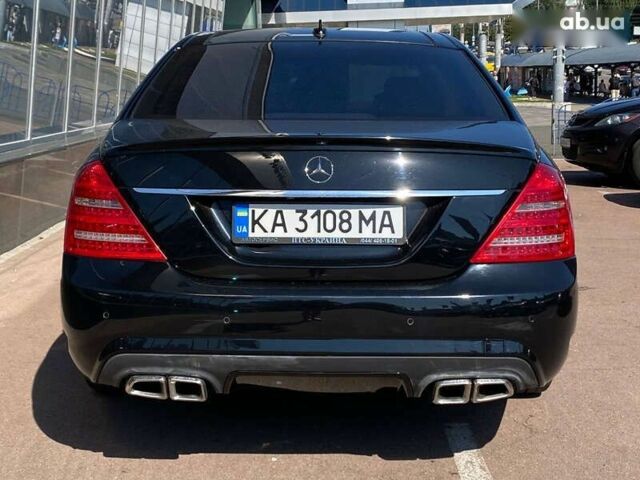 Чорний Мерседес С Клас, об'ємом двигуна 5.5 л та пробігом 234 тис. км за 17900 $, фото 5 на Automoto.ua