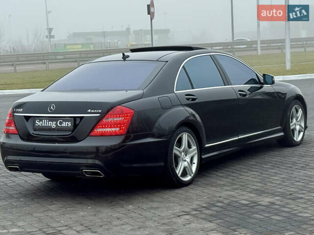 Чорний Мерседес С Клас, об'ємом двигуна 5.5 л та пробігом 310 тис. км за 14999 $, фото 28 на Automoto.ua