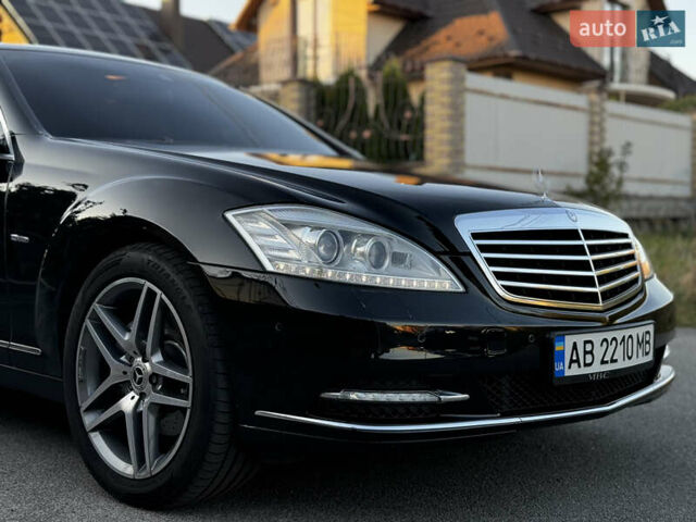 Черный Мерседес С Класс, объемом двигателя 3 л и пробегом 279 тыс. км за 18499 $, фото 3 на Automoto.ua