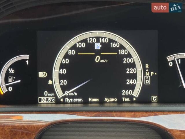 Черный Мерседес С Класс, объемом двигателя 5.5 л и пробегом 370 тыс. км за 13990 $, фото 36 на Automoto.ua