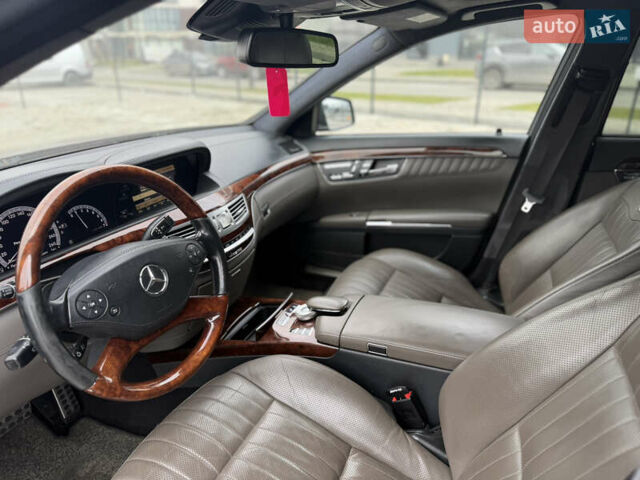 Чорний Мерседес С Клас, об'ємом двигуна 5 л та пробігом 242 тис. км за 12900 $, фото 13 на Automoto.ua
