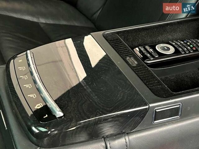 Черный Мерседес С Класс, объемом двигателя 5.5 л и пробегом 280 тыс. км за 22500 $, фото 29 на Automoto.ua