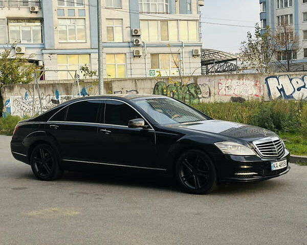 Чорний Мерседес С Клас, об'ємом двигуна 2.99 л та пробігом 220 тис. км за 6900 $, фото 5 на Automoto.ua
