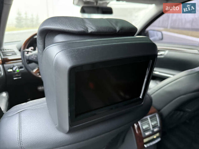 Чорний Мерседес С Клас, об'ємом двигуна 5.5 л та пробігом 310 тис. км за 14999 $, фото 67 на Automoto.ua