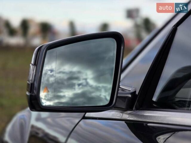 Чорний Мерседес С Клас, об'ємом двигуна 5.5 л та пробігом 212 тис. км за 14900 $, фото 46 на Automoto.ua