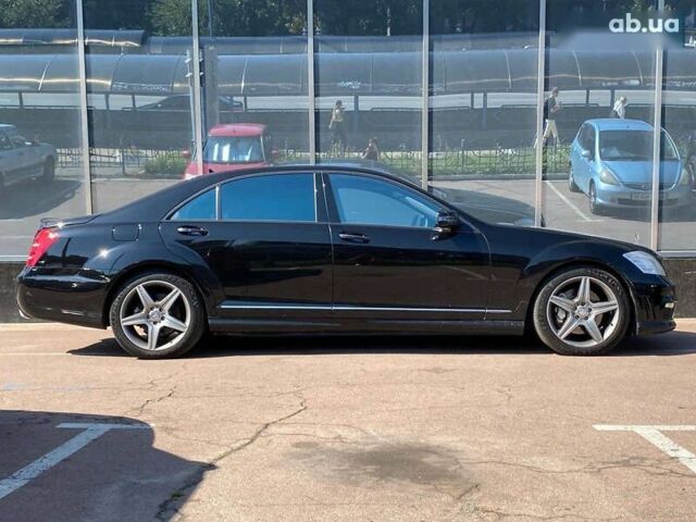 Чорний Мерседес С Клас, об'ємом двигуна 5.5 л та пробігом 234 тис. км за 17900 $, фото 6 на Automoto.ua