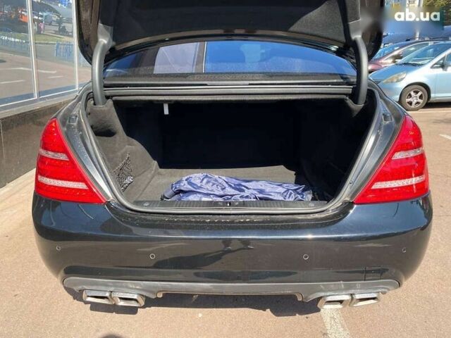 Чорний Мерседес С Клас, об'ємом двигуна 5.5 л та пробігом 234 тис. км за 17900 $, фото 26 на Automoto.ua