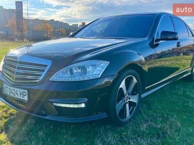 Мерседес С Класс 2010 в Киеве на Automoto.ua Черный Мерседес С Класс, объемом двигателя 5.5 л и пробегом 220 тыс. км за 17700 $, фото 3 на Automoto.ua