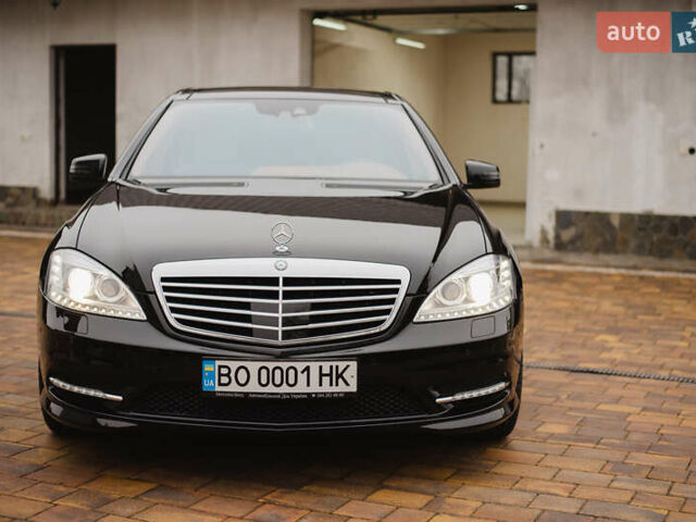 Чорний Мерседес С Клас, об'ємом двигуна 5.46 л та пробігом 70 тис. км за 30000 $, фото 9 на Automoto.ua