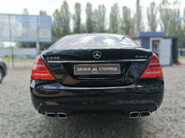 Черный Мерседес С Класс, объемом двигателя 5.5 л и пробегом 176 тыс. км за 15000 $, фото 6 на Automoto.ua