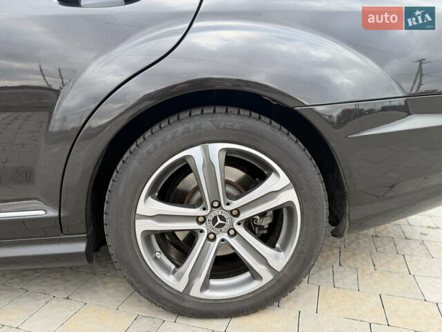 Чорний Мерседес С Клас, об'ємом двигуна 5 л та пробігом 242 тис. км за 12900 $, фото 12 на Automoto.ua