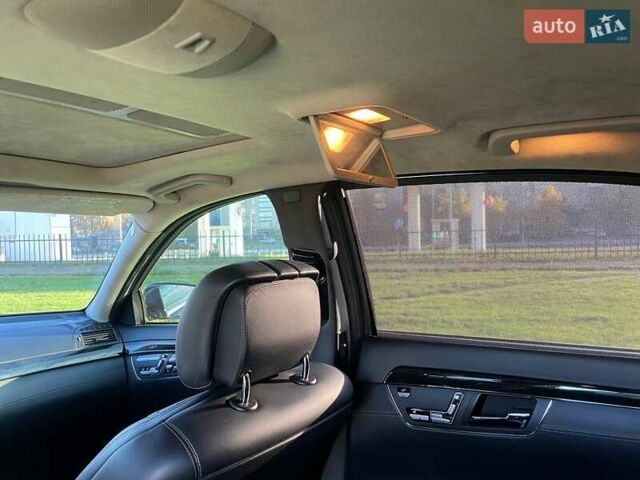 Мерседес С Класс 2010 в Киеве на Automoto.ua Черный Мерседес С Класс, объемом двигателя 5.5 л и пробегом 220 тыс. км за 17700 $, фото 41 на Automoto.ua