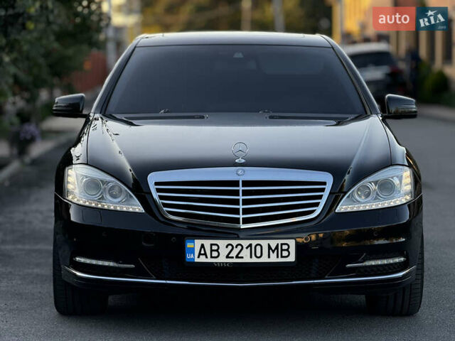 Черный Мерседес С Класс, объемом двигателя 3 л и пробегом 279 тыс. км за 18499 $, фото 8 на Automoto.ua