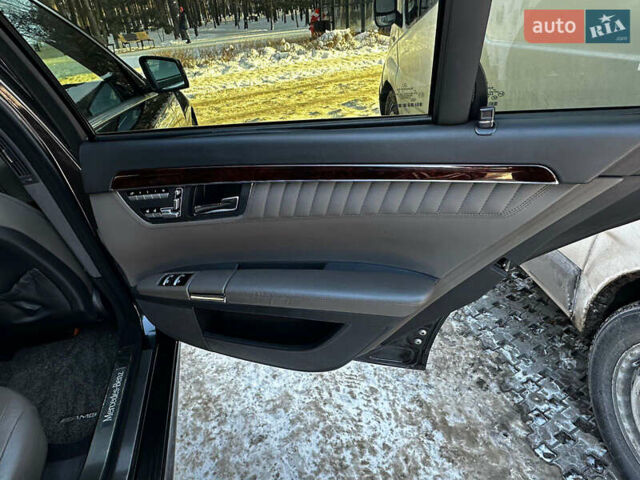 Черный Мерседес С Класс, объемом двигателя 5 л и пробегом 245 тыс. км за 14400 $, фото 28 на Automoto.ua