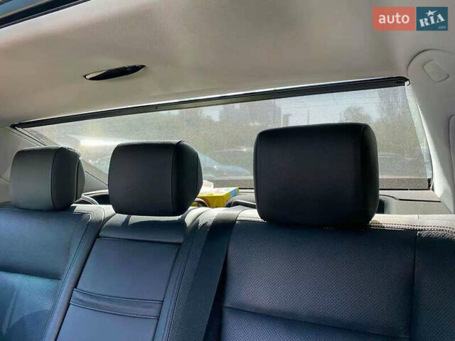 Черный Мерседес С Класс, объемом двигателя 5.5 л и пробегом 234 тыс. км за 15900 $, фото 23 на Automoto.ua