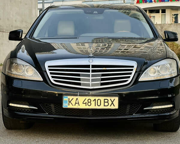 Чорний Мерседес С Клас, об'ємом двигуна 2.99 л та пробігом 220 тис. км за 6900 $, фото 2 на Automoto.ua