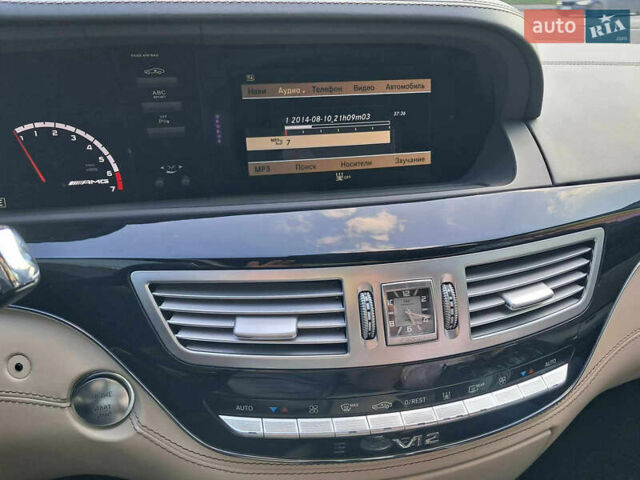 Черный Мерседес С Класс, объемом двигателя 5.5 л и пробегом 156 тыс. км за 22000 $, фото 47 на Automoto.ua