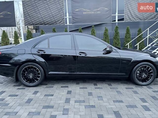 Черный Мерседес С Класс, объемом двигателя 3 л и пробегом 279 тыс. км за 17700 $, фото 5 на Automoto.ua