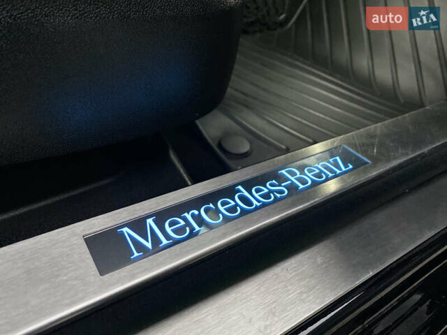 Черный Мерседес С Класс, объемом двигателя 5.5 л и пробегом 229 тыс. км за 16666 $, фото 33 на Automoto.ua