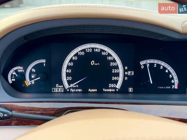 Черный Мерседес С Класс, объемом двигателя 4.7 л и пробегом 201 тыс. км за 12900 $, фото 45 на Automoto.ua