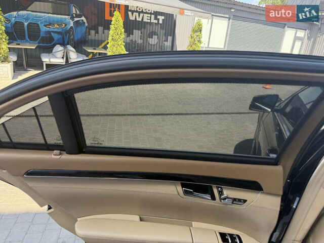 Черный Мерседес С Класс, объемом двигателя 4.7 л и пробегом 246 тыс. км за 19500 $, фото 19 на Automoto.ua