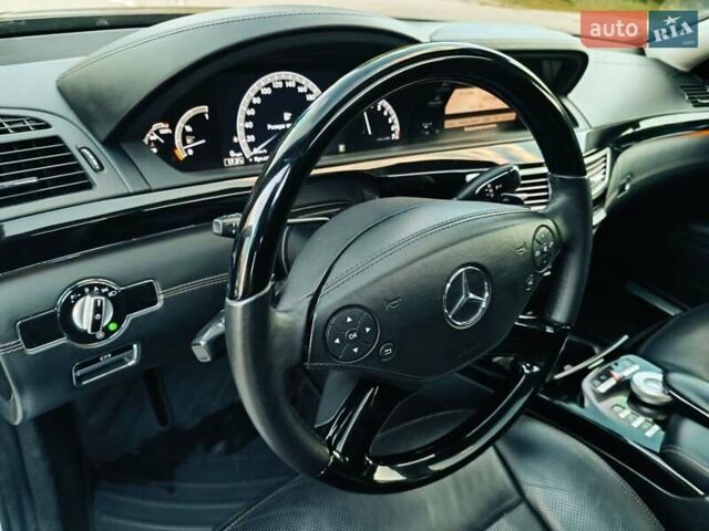 Черный Мерседес С Класс, объемом двигателя 4.7 л и пробегом 288 тыс. км за 12800 $, фото 46 на Automoto.ua