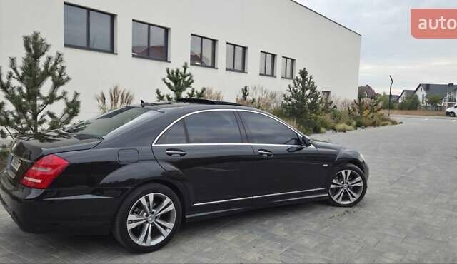 Чорний Мерседес С Клас, об'ємом двигуна 3 л та пробігом 315 тис. км за 18900 $, фото 7 на Automoto.ua