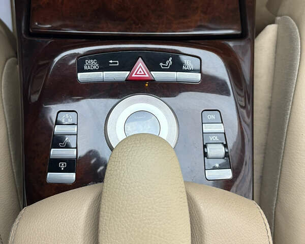 Черный Мерседес С Класс, объемом двигателя 5.5 л и пробегом 150 тыс. км за 17999 $, фото 47 на Automoto.ua